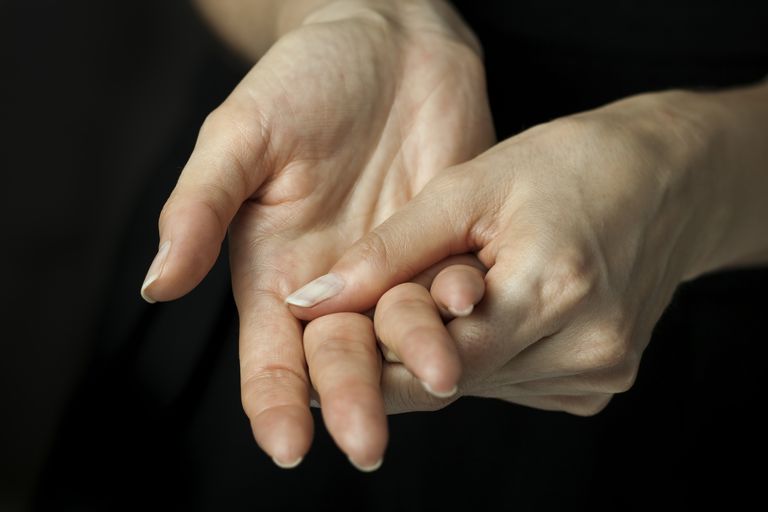 efter behandling, Dupuytrens kontraktur, invasiv behandling, detta tillstånd, drar fingrarna, drar fingrarna handflatan