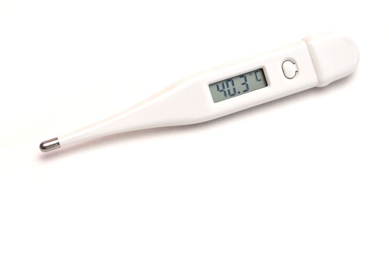 rektal temperatur, ditt barn, eller styva, eller styva halsar, feber över, halsar eller