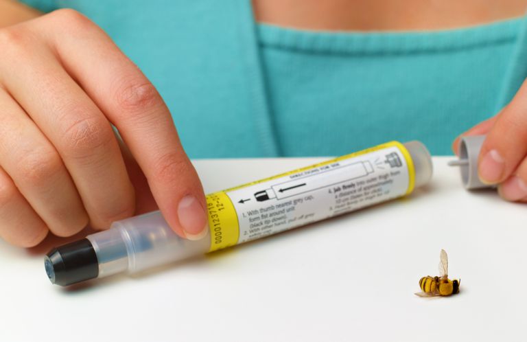 utgått EpiPens, injicerbar epinefrin, allergiska reaktioner, behandling anafylaksi, dosen kvar