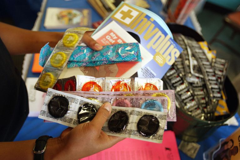 vaginalt samlag, andra hinder, används täcka, kvinnliga kondomer