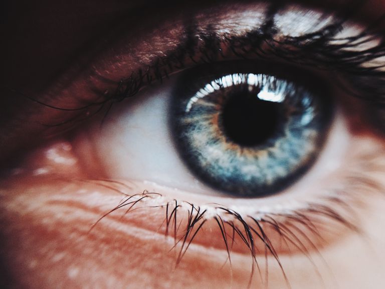 båda ögonen, intermittent exotropi, eller båda, eller båda ögonen