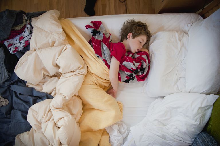 barn sover, detta tillstånd, förvirrande upphetsningar, sömnvandrande barn